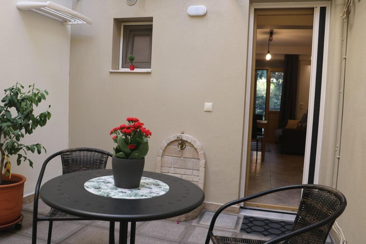 סלוניקי Quiet Urban Studio With Private Backyard מראה חיצוני תמונה